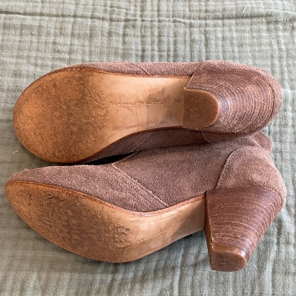 Steven By Steve Madden Pembroke Taupe Suede Booties - Picture 3 of 7